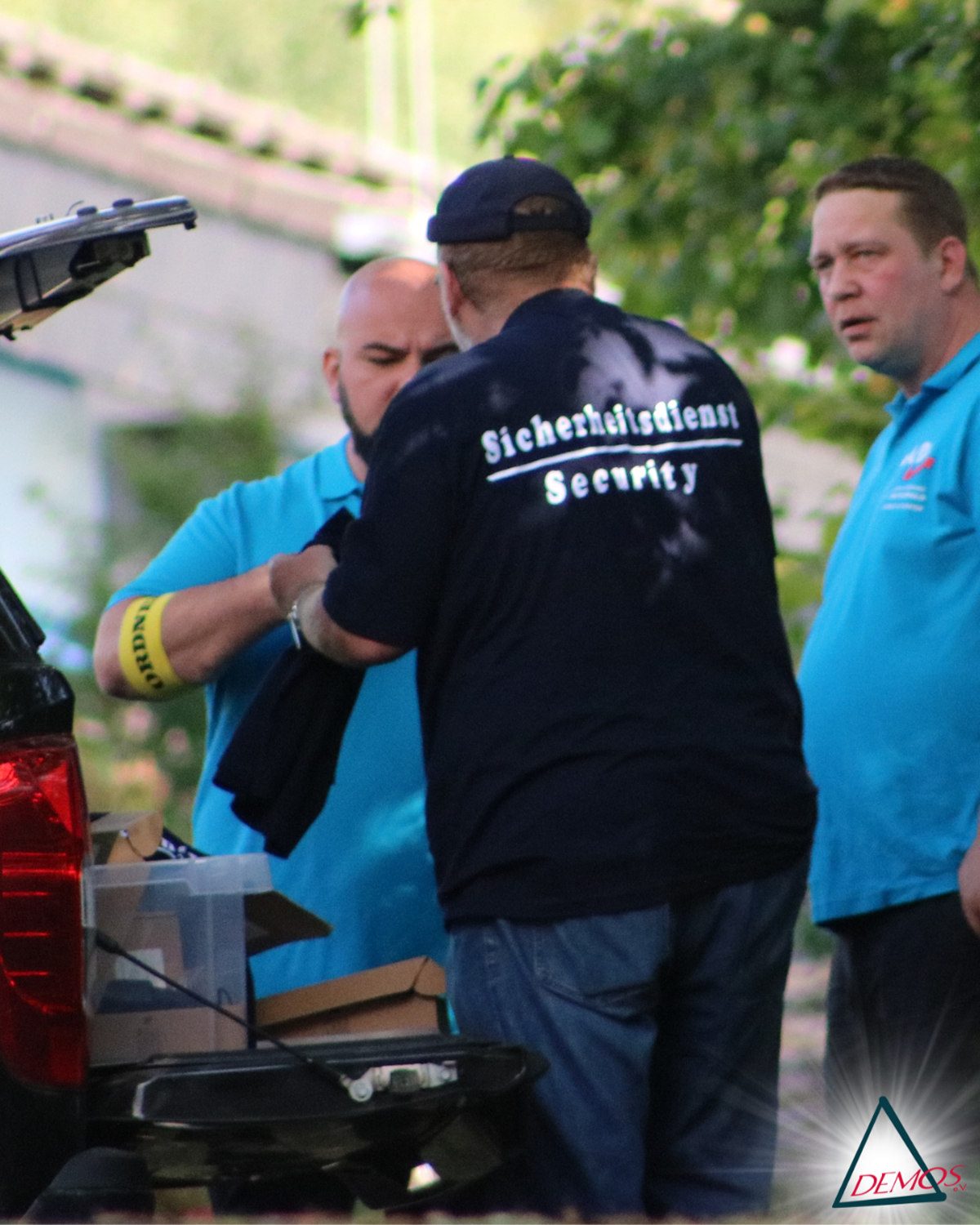 05.09.2025, Stockum-Püschen. Jan de Cotiis mit identischer „Ordner“-Binde.